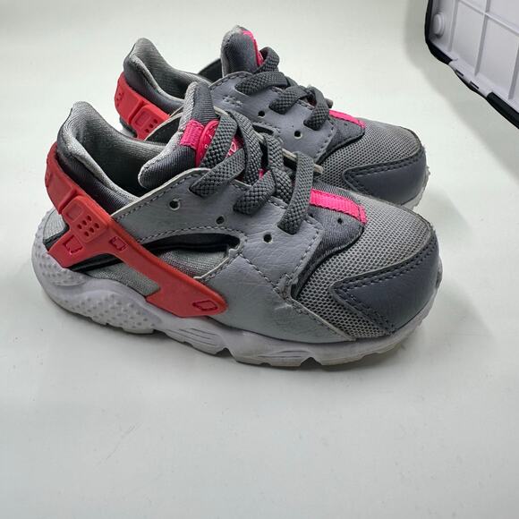 Nike Huarache Toddler Girls Sneakers – Size 6C – Gray & Pink - Picture 3 of 9